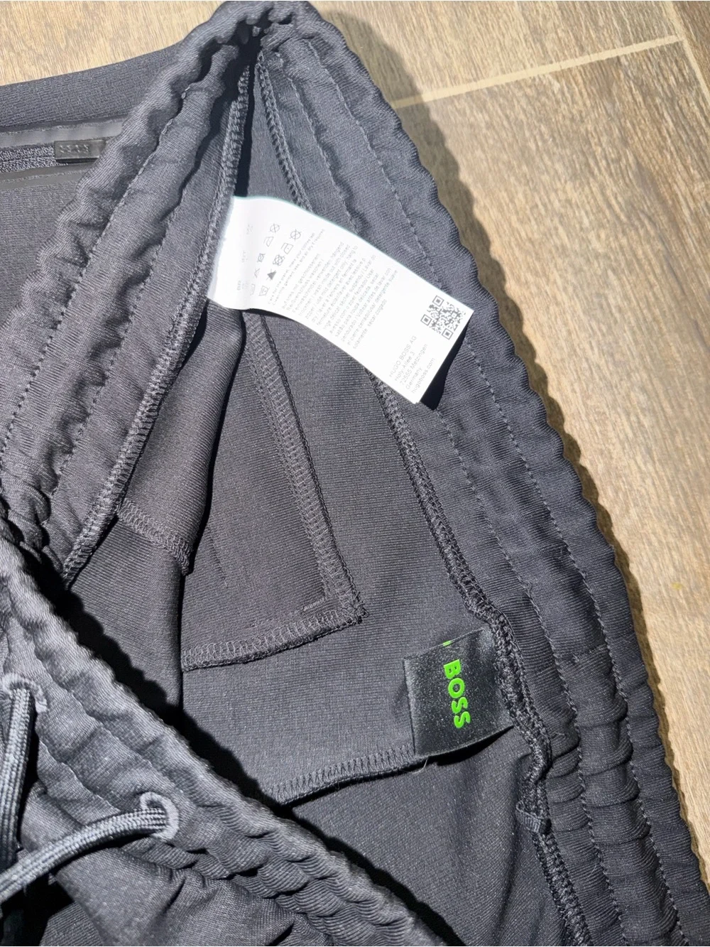 Boss comfortable black